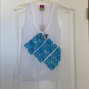 Darling white and turquoise tank top with hearts
